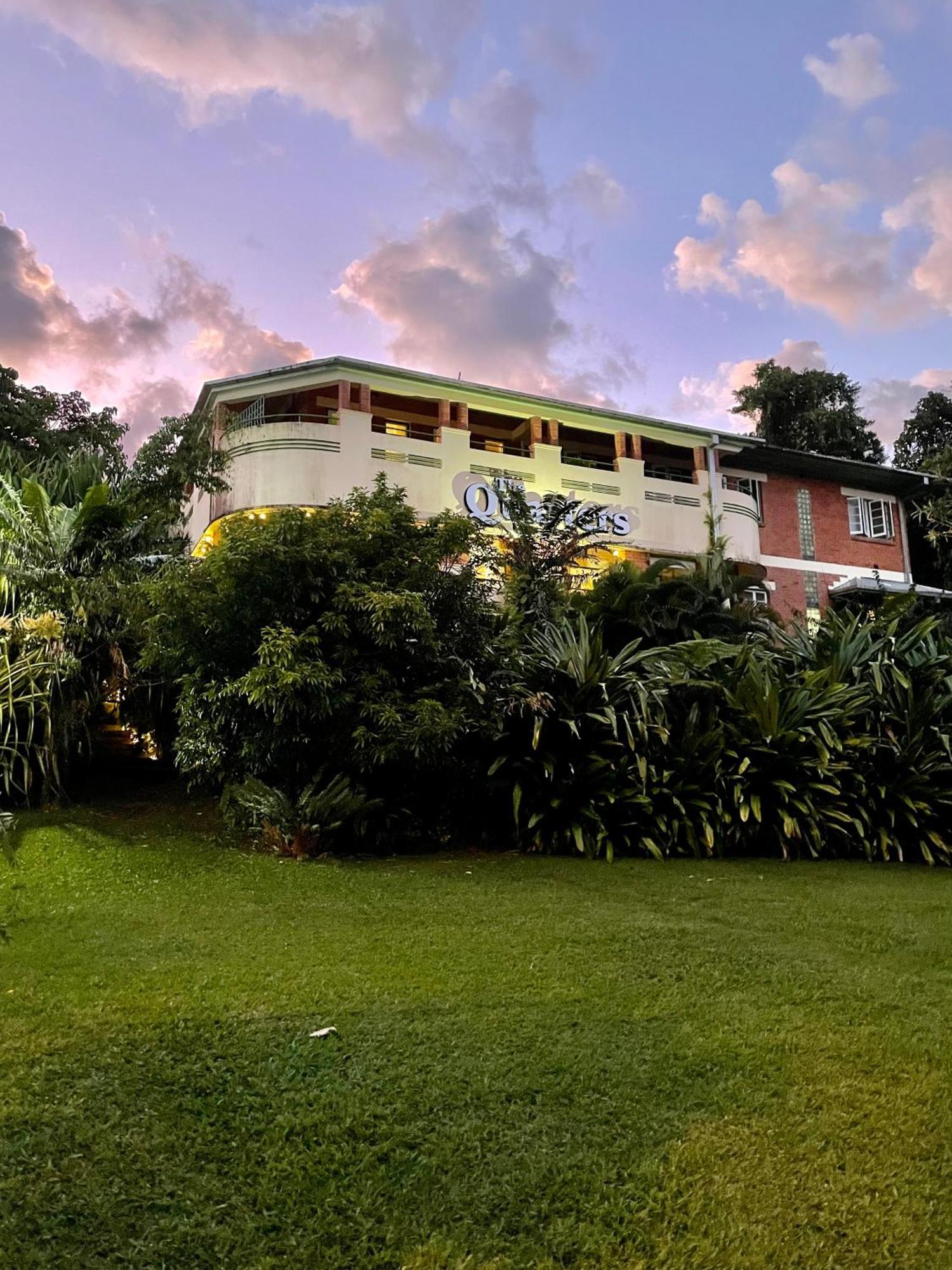 Babinda Quarters Hotell Eksteriør bilde